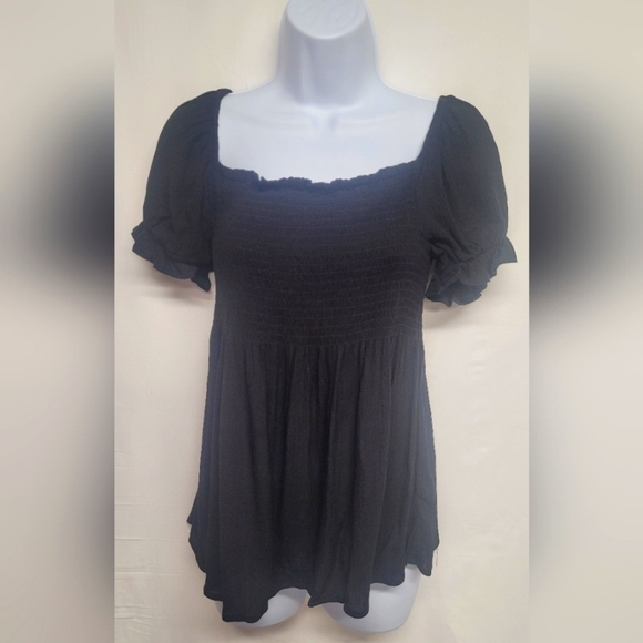 Ambiance M Black Elastic Smocked Baby Doll Top Elastic Neck & Sleeve Ends - Picture 1 of 5